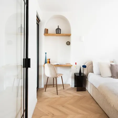 Stunning Architect-designed Parisian Flat * Paris