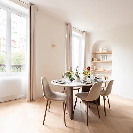 Apartment Stunning Architect-designed Parisian Flat